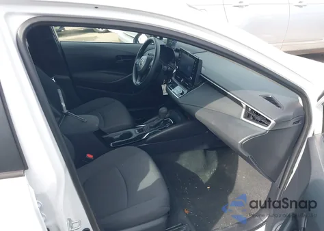 2022 Toyota Corolla Le z USA, uszkodzony, nr VIN 5YFEPMAE4NP366009